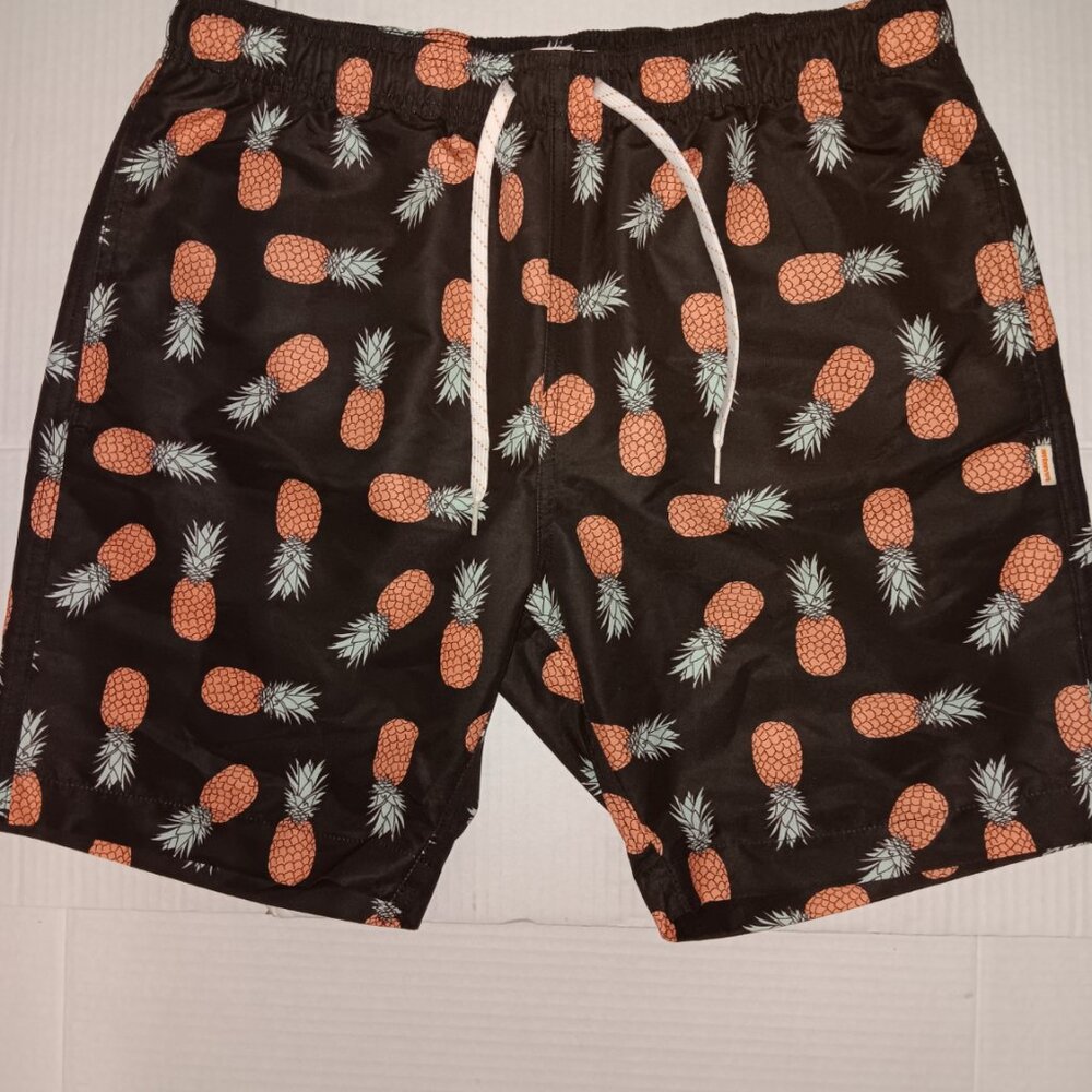 AMBSN CALIFORNIA PINEAPPLE SWIM SHORTS SIZE MEDIUM